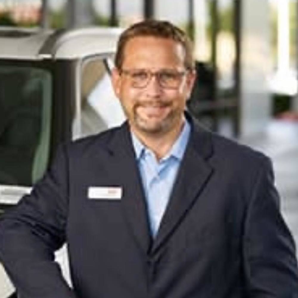 Meet your Posher, Brandon